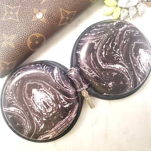 ♥️ 4 for $25 ❤ #O New Earbuds Marble Case Coin Bag Zip Purse - Picture 1 of 5